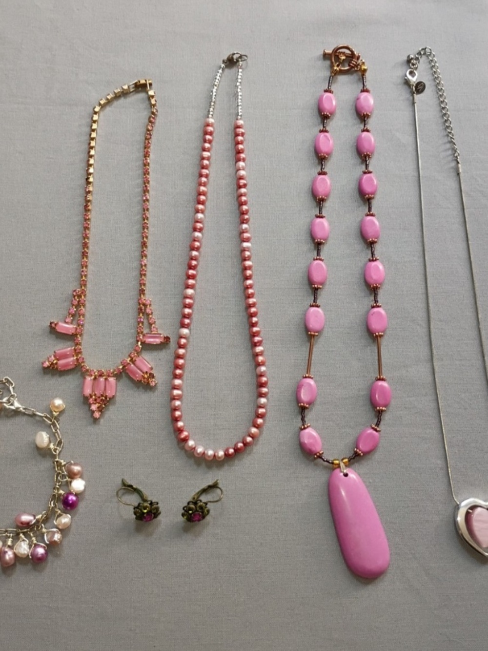 6- Pink Lot VTG Jewelry Necklaces Bracelet Earrings Beads Rhinestones Faux
